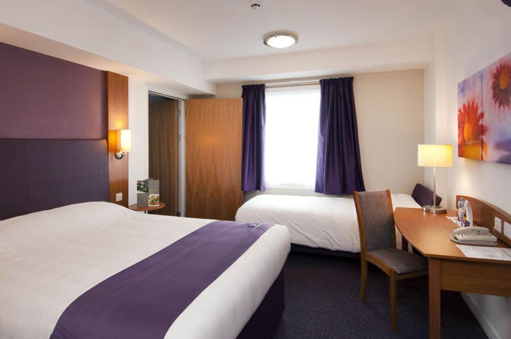 Premier Inn Birmingham Nec/Airport ビッケンヒル 部屋 写真