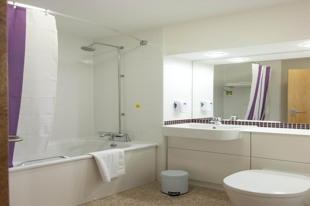 Premier Inn Birmingham Nec/Airport ビッケンヒル 部屋 写真