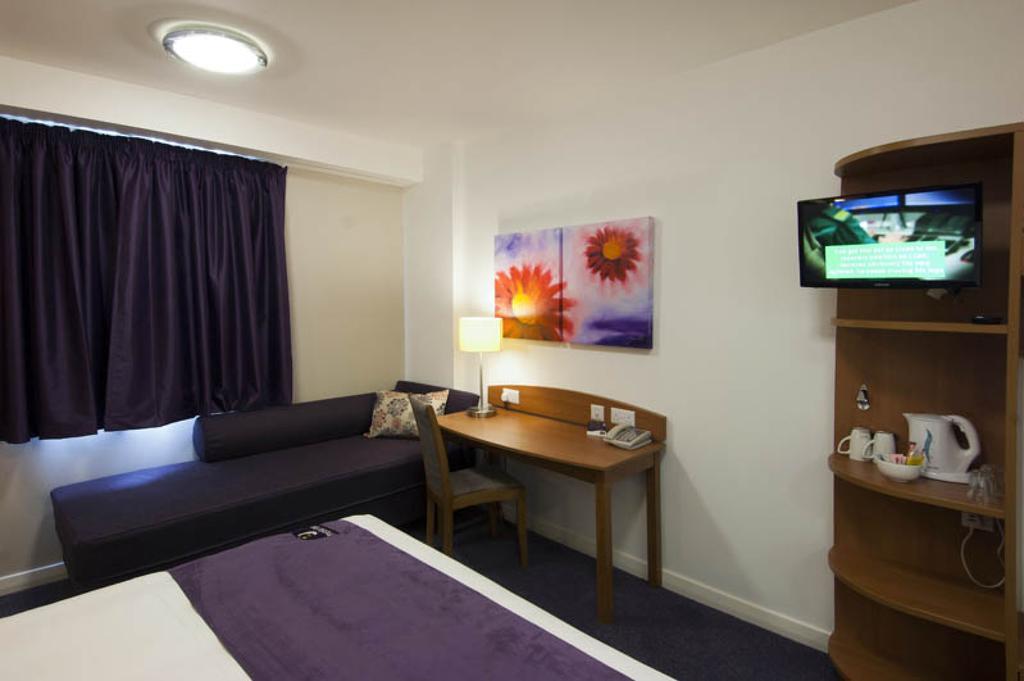 Premier Inn Birmingham Nec/Airport ビッケンヒル 部屋 写真