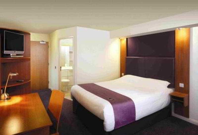 Premier Inn Birmingham Nec/Airport ビッケンヒル エクステリア 写真