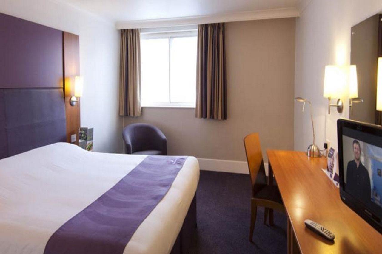 Premier Inn Birmingham Nec/Airport ビッケンヒル エクステリア 写真